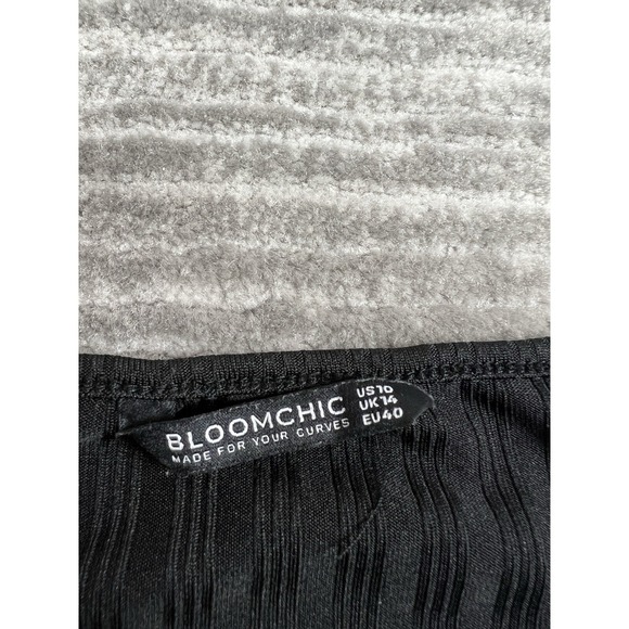 Bloomchic Top Womens 10 Black Lace Longsleeve Vneck Casual - Picture 10 of 12